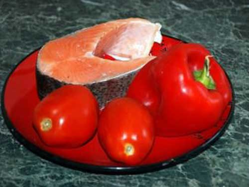 Паста с рыбой в томатном соусе