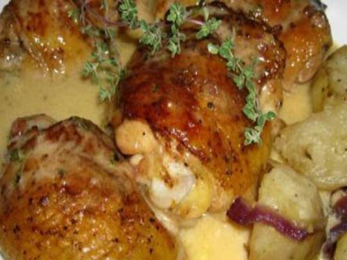 Жареная курица с тимьяном и овощами